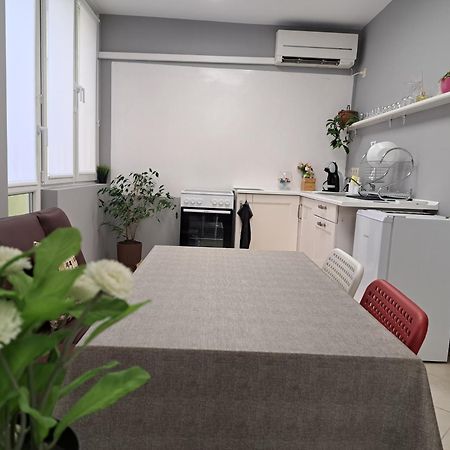 Apartmán Sixtyships Ruse Center Exteriér fotografie